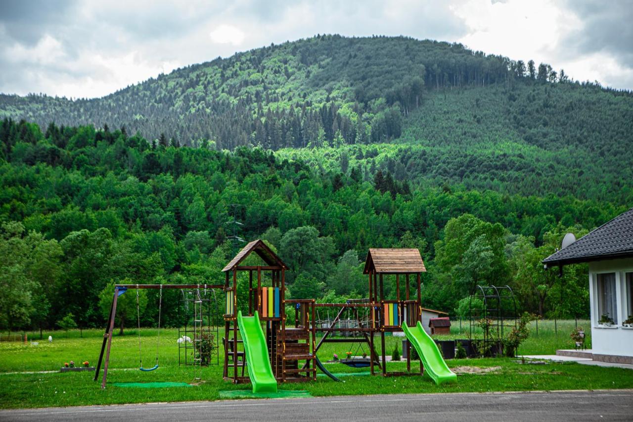 Pensiunea Arc Bucovina Vama  Exteriér fotografie